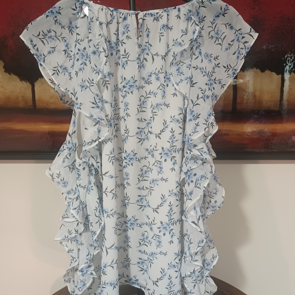 1. State Blue and White Floral Top - Picture 3 of 6